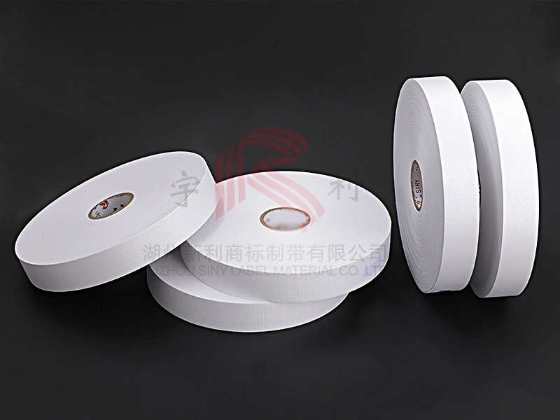 AT7312P1一級環(huán)保單面珠光手撕帶